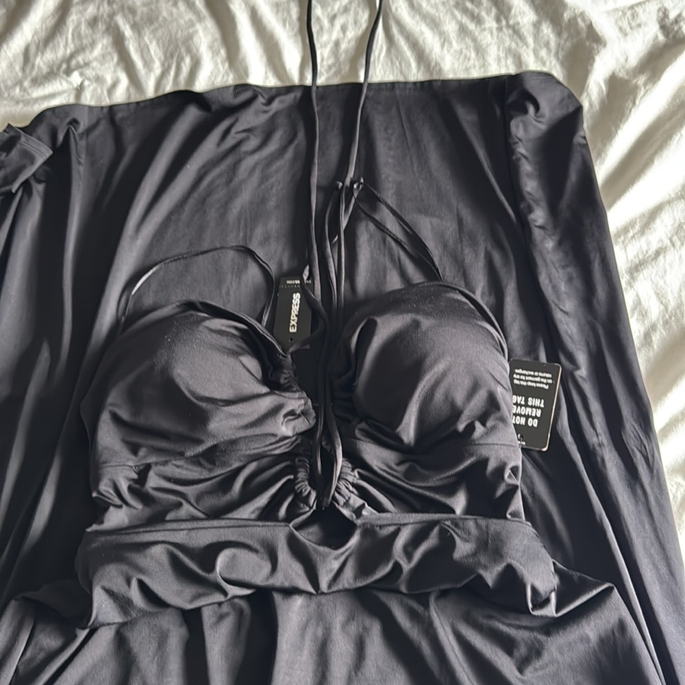 NWT Express Halter Black Maxi Dress - Picture 3 of 4